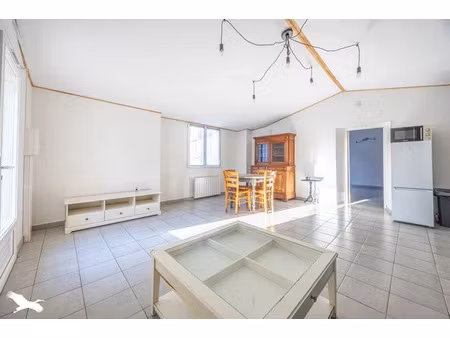 vente maison 4 pièces 75 m² à salles-sur-mer (17220)  200 336 €
