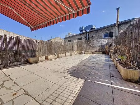 immeuble 4 chambre(s) à vendre