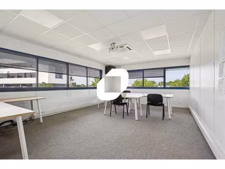 location bureau merignac 33700