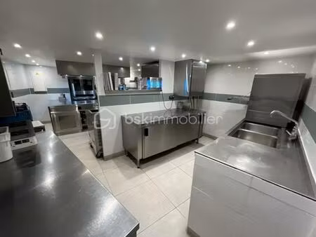 fonds de commerce à villecroze