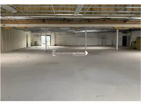 local commercial a louer