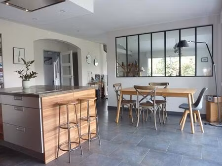 maison cholet 9 pièce(s) 207m2