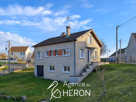 pavillon traditionnel a renover sous-sol total grenier amena