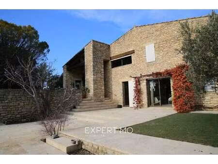 maison de luxe à vendre à saint-saturnin-lès-apt : 496 000 € | 160m²