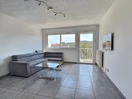 location appartement 2 pièces 39 m² à hyères (83400)