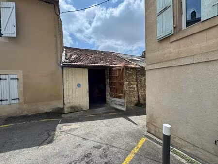 vente maison 1 pièce 132 m² auch (32000)