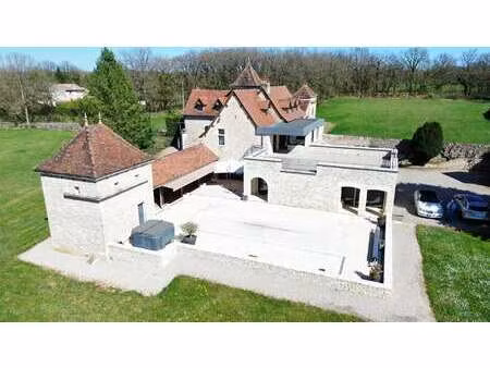 propriété de luxe à vendre à villeneuve : 698 250 € | 250m²