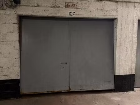 ruime garagebox -1 royal palace 1