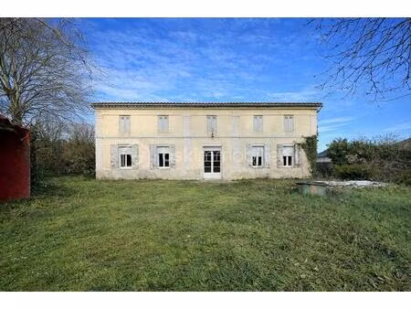 maison de 294 m² à coutras