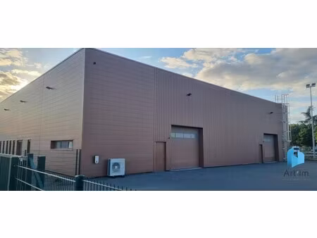 location local commercial