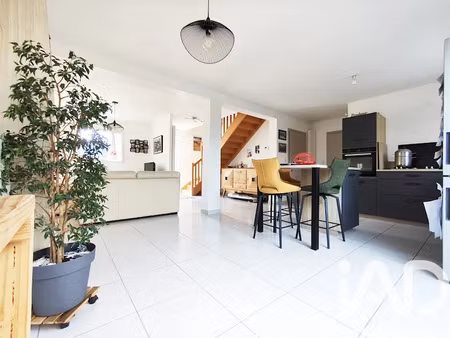 vente maison 6 pièces 90 m² à festubert (62149)  240 000 €