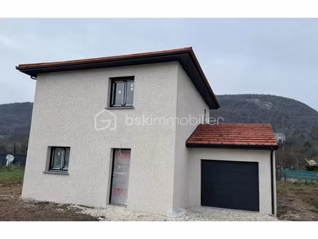 vente maison 4 pièces 90 m² à saint-sorlin-de-morestel (38510)  239 000 €