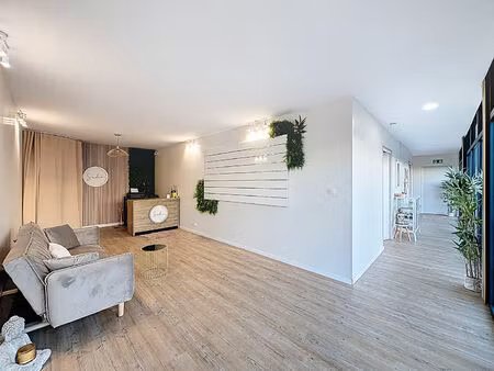 vente cession de bail  128.00m²  meaux