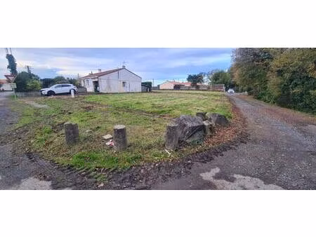 terrain constructible village gorges 479 m²  non viabilisé et libre de constructeur (lot 1