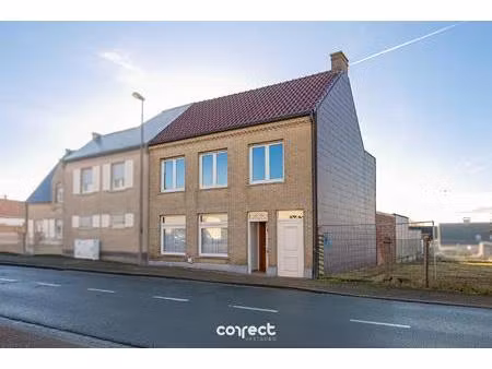 huis te koop in aartrijke met 4 slaapkamers