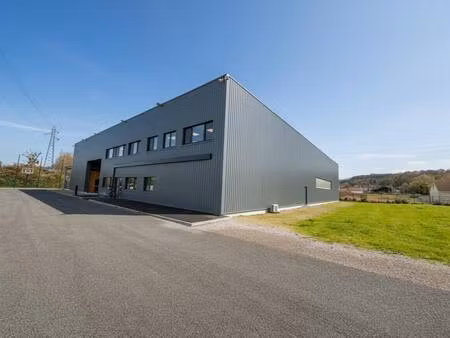 pontpoint - local d'activité 1.770 m² sur 6.000 m² de terrain