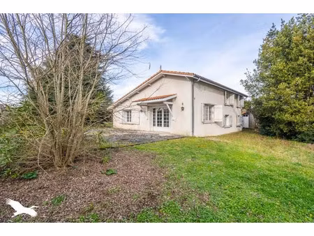 vente maison 5 pièces 127 m² à beautiran (33640)  241 960 €
