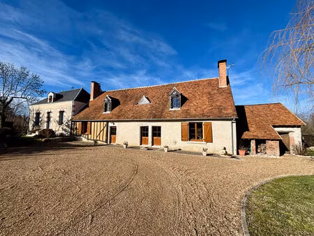 vente maison 6 pièces  245.00m²  cheverny