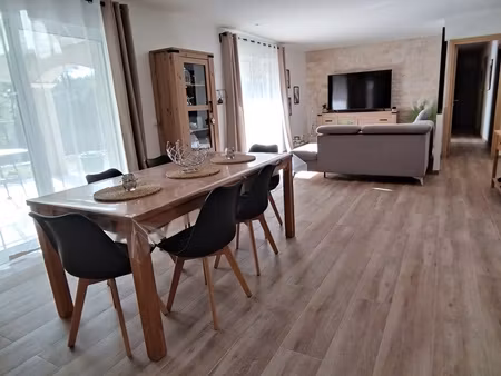 le thoronet villa récente de plain pied avec appartement indépendant.