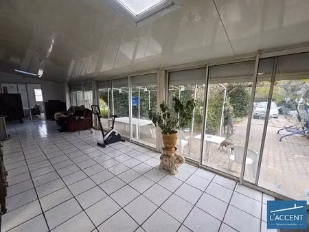 charmante maison à castanet