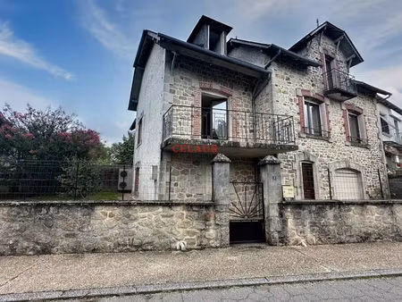 maison de bourg avec dépendance