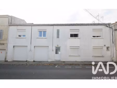 vente immeuble à saintes (17100) : à vendre / 74m² saintes