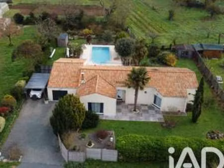 vente maison piscine à geay (17250) : à vendre piscine / 143m² geay