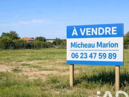 vente terrain à surgères (17700) : à vendre / 231m² surgères