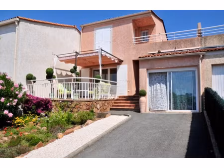 à louer – villa mitoyenne 4 pièces – saint-raphaël (83700)