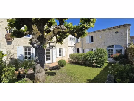 vente maison 6 pièces 225 m² à sainte-croix-du-mont (33410)  349 000 €