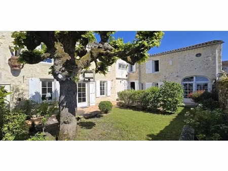vente maison 6 pièces 225 m² à sainte-croix-du-mont (33410)  349 000 €