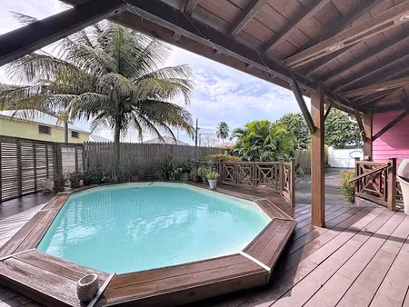 vente maison 5 pièces 115 m² à sainte anne (97180)  359 000 €