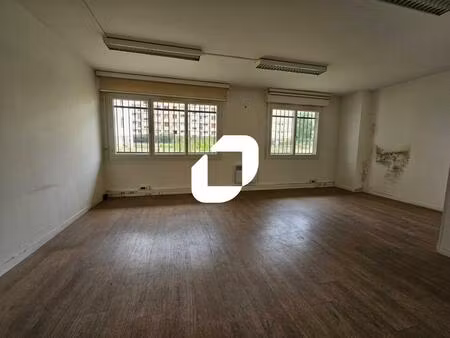 location bureau paris 75015