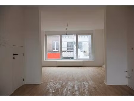 commercieel te koop in kapellen met 3 slaapkamers