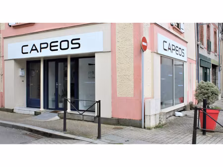 a louer local commercial rénové centre ville 35 470 bain de bretagne