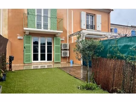 location maison  m² t-3 à saint-clément-de-rivière  1 150 €