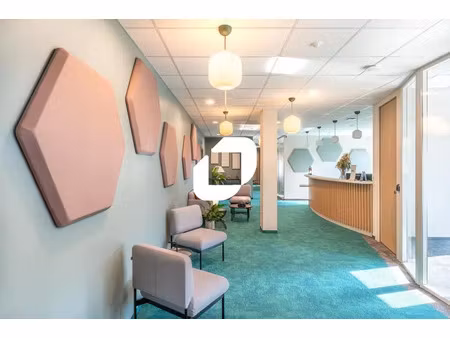 a louer  coworking dans immeuble neuf