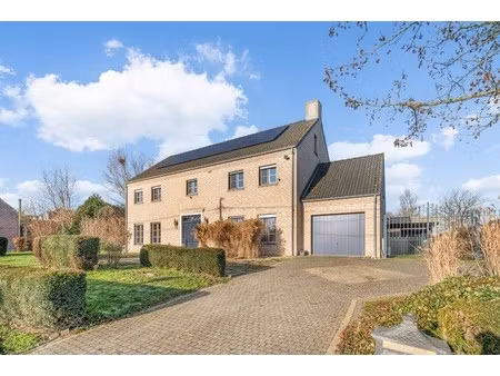 huis te koop in linter met 8 slaapkamers