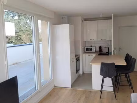 location appartement 3 pièces 56 m² à villenave-d'ornon (33140)