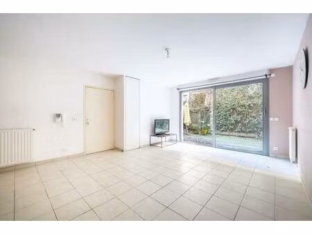 charmant t2 bis avec terrasse à montpellier