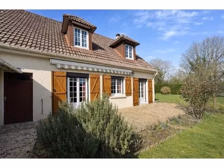 maison familial – dépendance – garage - terrain 720 m²