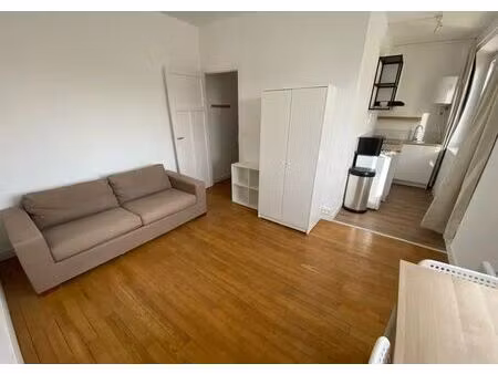 location appartement 1 pièce 25 m² à nantes (44000)