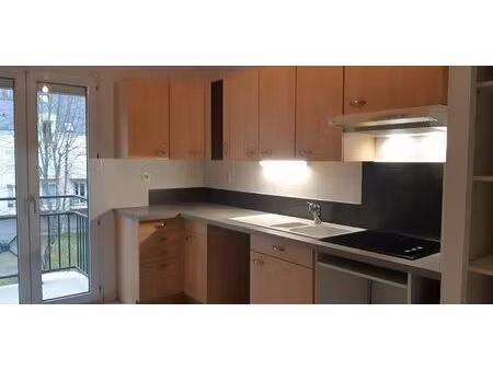 location appartement 3 pièces 64 m² à chambray-lès-tours (37170)