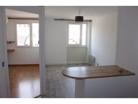 location appartement 2 pièces 30 m² à caen (14000)  540 €