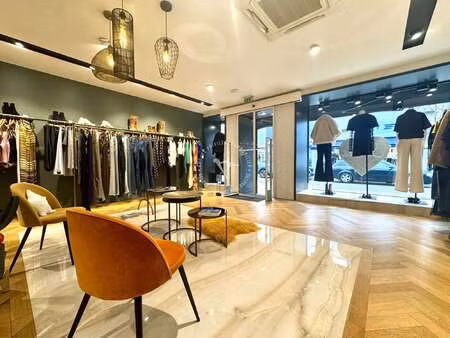 vente bureaux et commerces à la baule-escoublac beslon (44500) : à vendre / 70m² la baule-