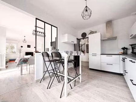 vente maison à nantes (44000) : à vendre / 143m² nantes