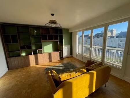 location appartement 3 pièces meublé à angers (49000) : à louer 3 pièces meublé / 79m² ang