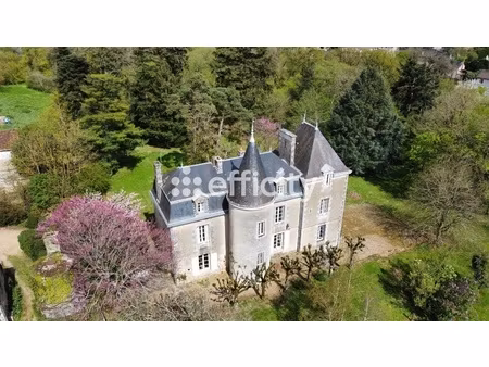 maison 22 pièces - 602 m²