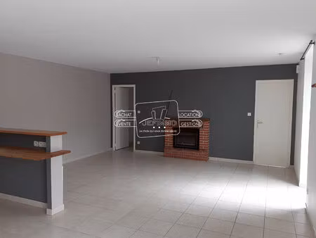 location maison 4 pièces 91 m² à saffré (44390)