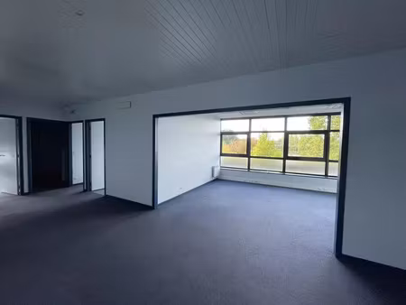 location bureau 287 m² à lorient (56100)